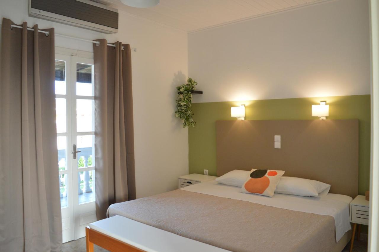 Babis Apartments & Studios Iremia 아카라비 외부 사진